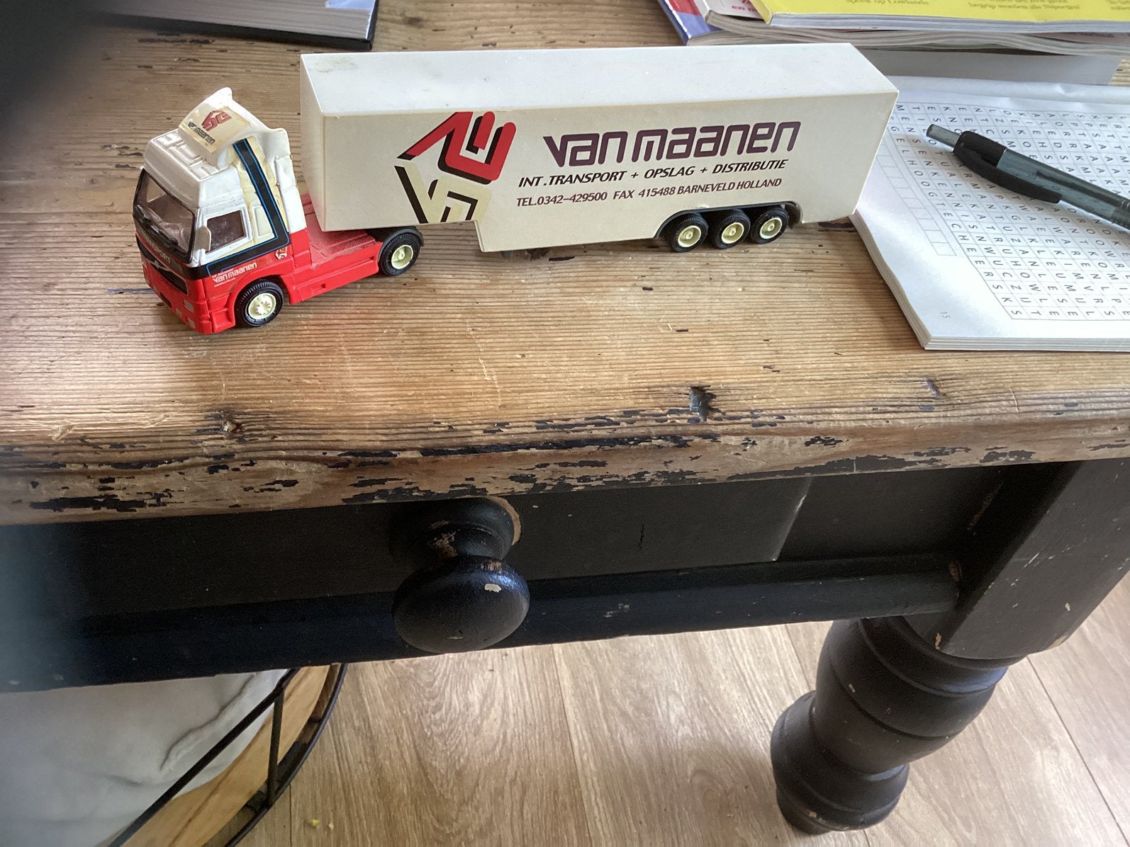 Vrachtwagen, Hobby en Vrije tijd, Modelauto's | 1:18, Ophalen of Verzenden, Zo goed als nieuw, Overige typen, Overige merken