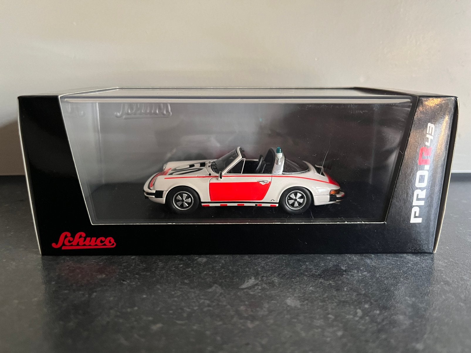 Porsche 911 Rijkspolitie Schuco 1:43 Zeer Zeldzaam, Ophalen of Verzenden, Nieuw, Auto, Schuco