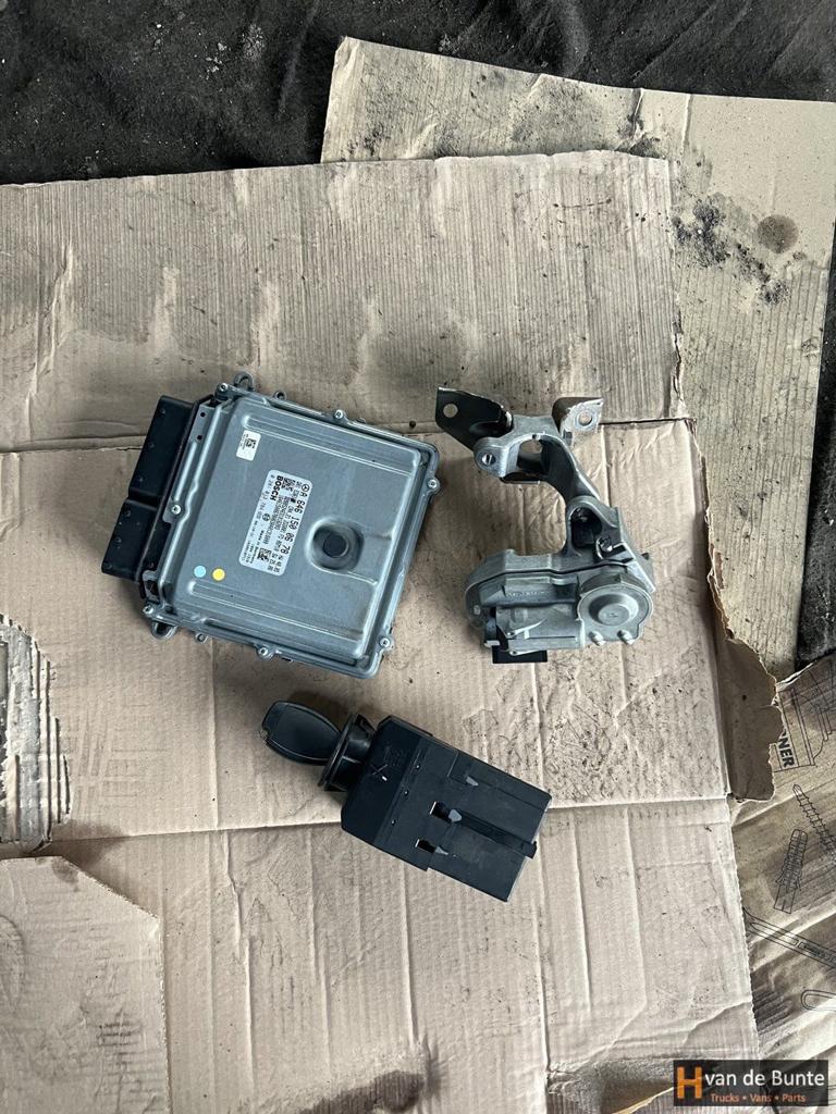 ECU Mercedes Vito 639 Bosch A6461500678, Gebruikt, -, Ophalen of Verzenden, -