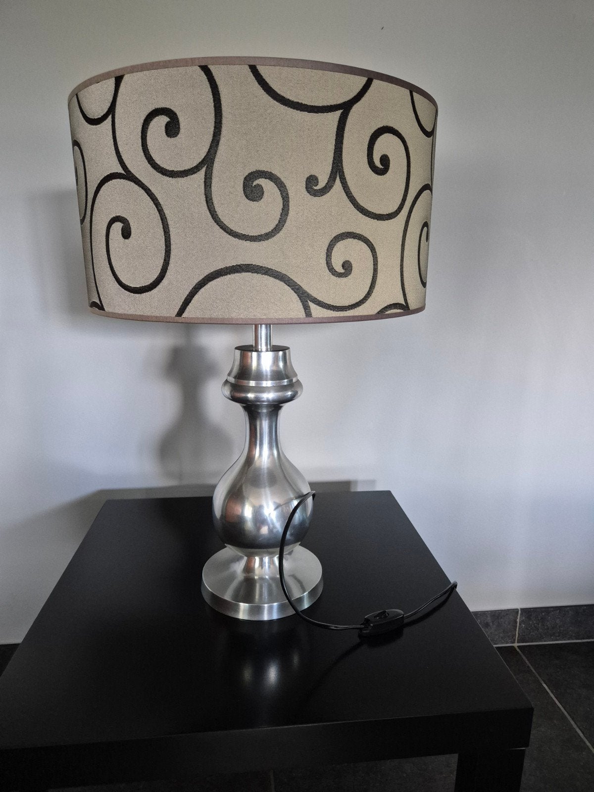 lamp met kap, Beige, Ophalen, Met kap
