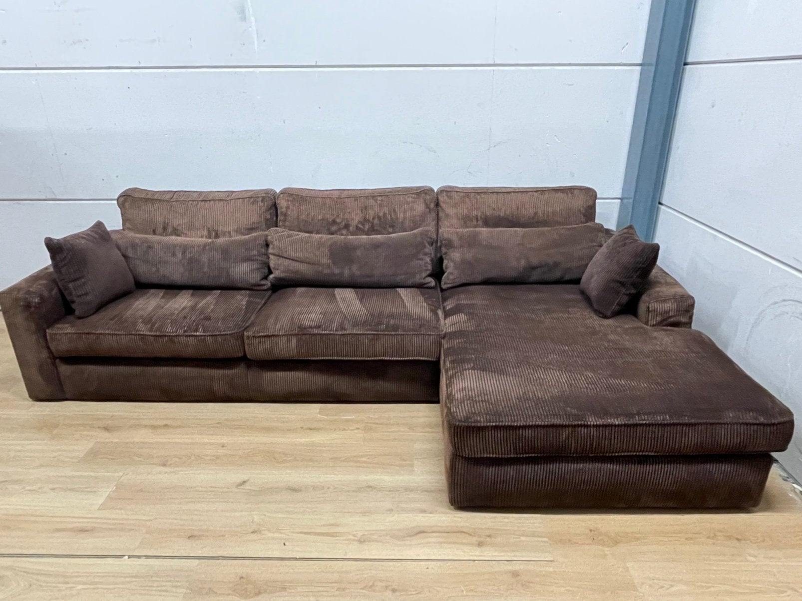 Mooie luxe grote bruine ribstof hoekbank - GEREINIGD!!!, Huis en Inrichting, Ophalen, Luxe, Hoekbank, 300 cm of meer