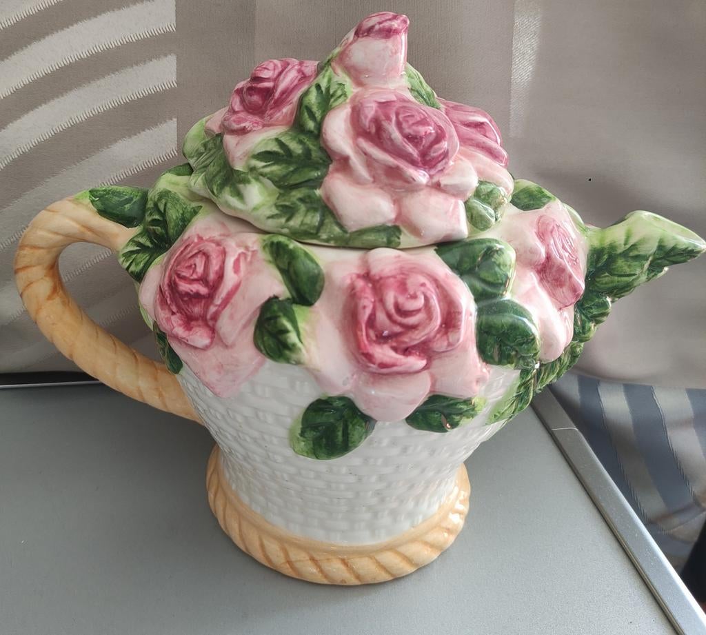 Vintage Theepot met rozen, Ophalen of Verzenden