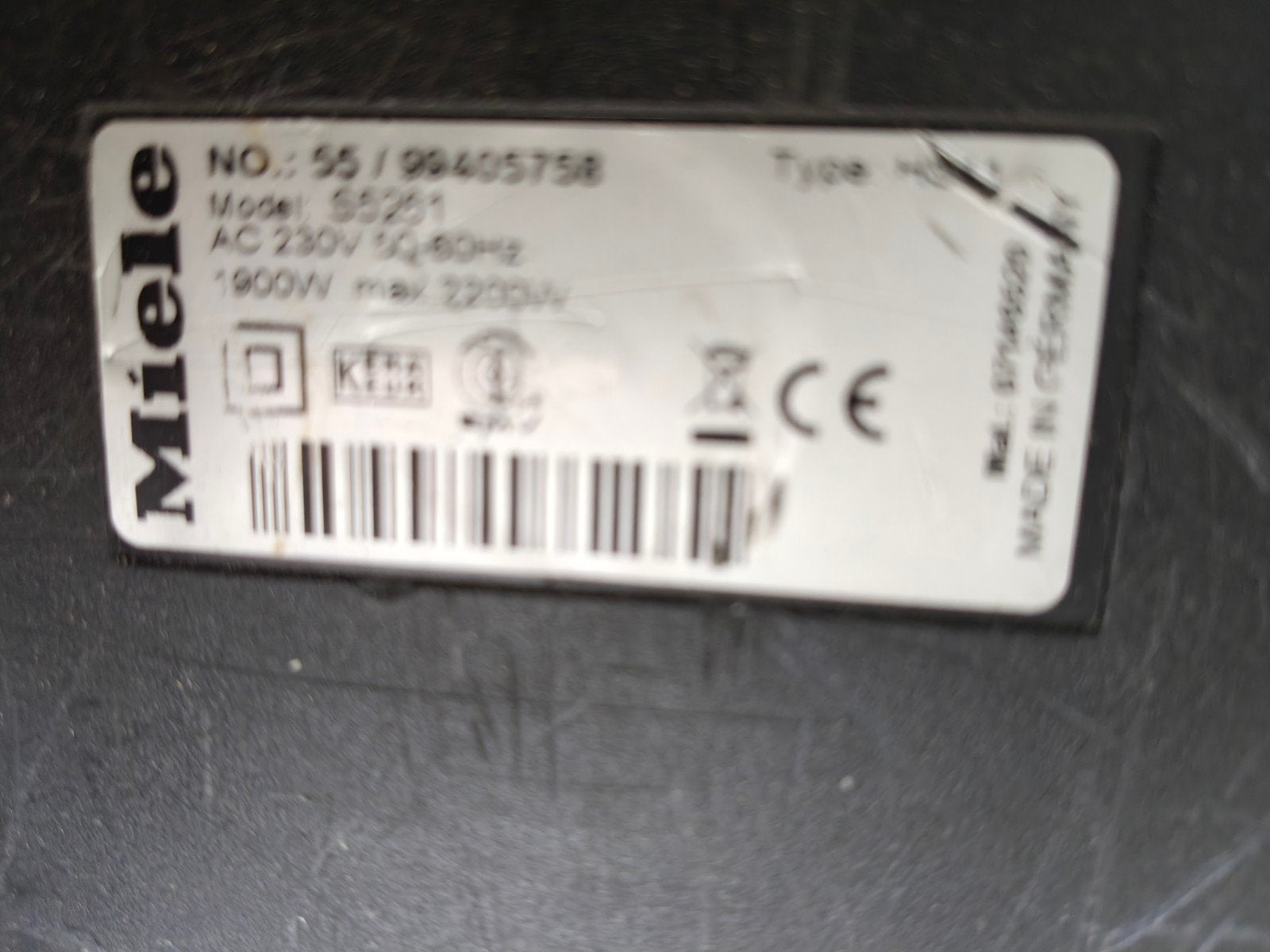 Miele S5251 Sledestofzuiger - 1900W loops/sloop, Gebruikt, 1600 tot 2000 watt, Miele, Sledestofzuiger