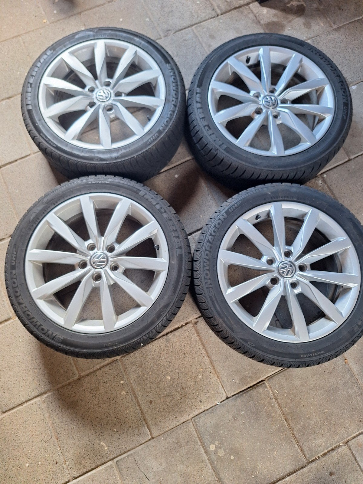 leuke set lichtmetalen Dijon vw velgen, Auto-onderdelen, Ophalen, Gebruikt, Velg(en), 17 inch