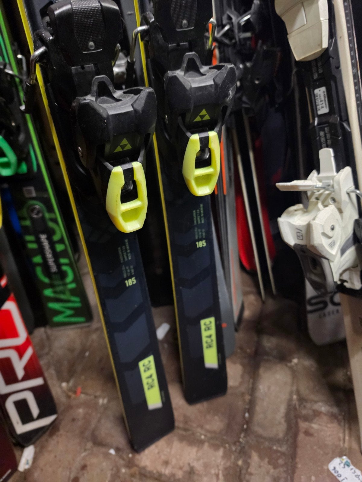 185cm FISCHER RC4 RC 1000€ GEVORDERD TOP SKI 2025, Ophalen of Verzenden, Zo goed als nieuw, Carve, Skiën