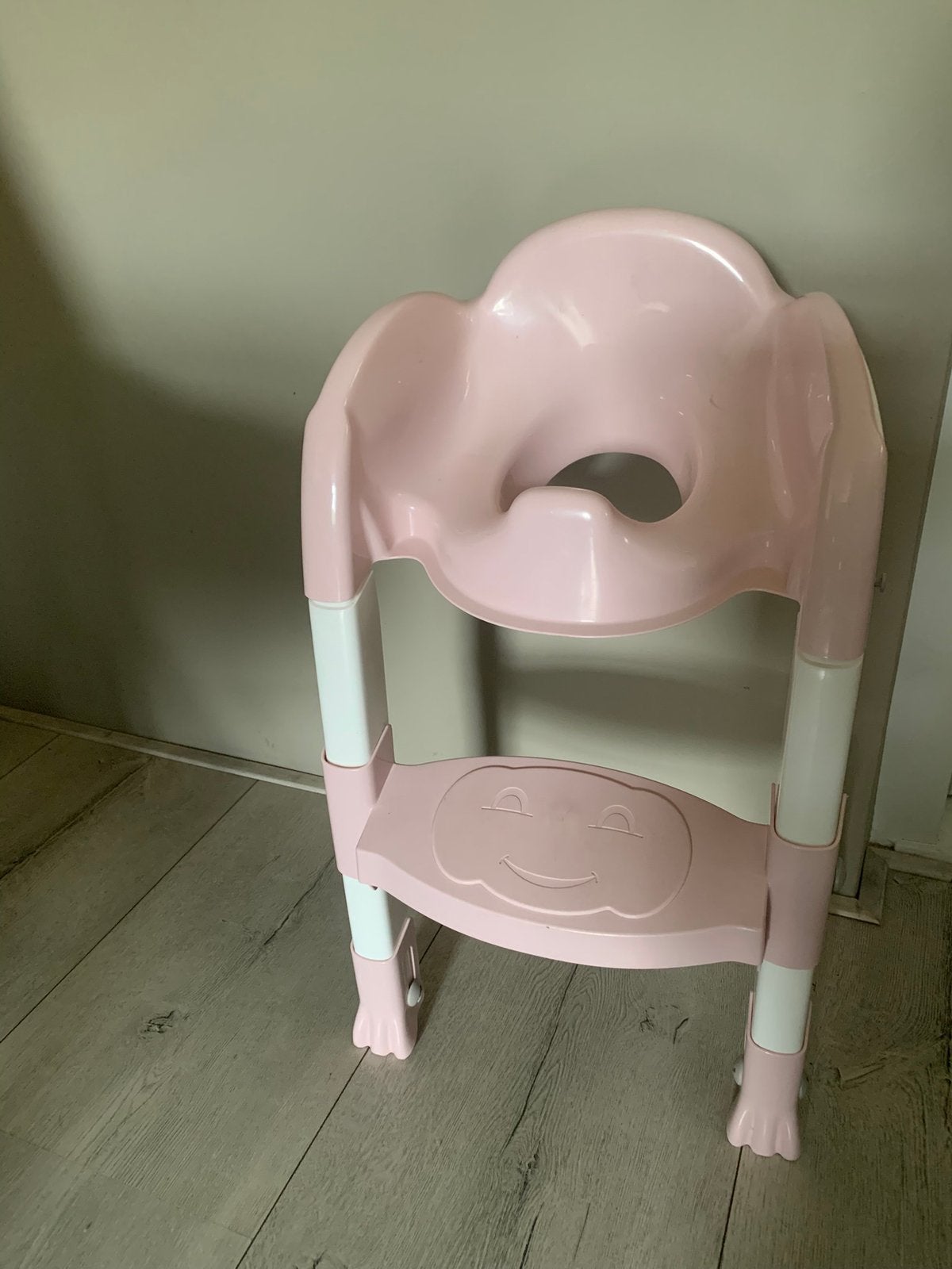 Roze verstelbare Wc verkleiner met trapje, Kinderen en Baby's, Ophalen of Verzenden, Zo goed als nieuw