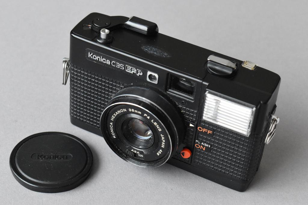 Konica C35 EF P 35mm film camera, Ophalen of Verzenden, Gebruikt, Compact, Konica