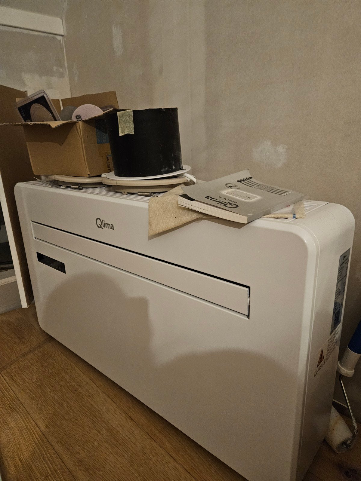 Q LIMA MONOBLOCK wand airco.kort gebruikt., Ophalen, Minder dan 60 m³, 3 snelheden of meer, Zo goed als nieuw