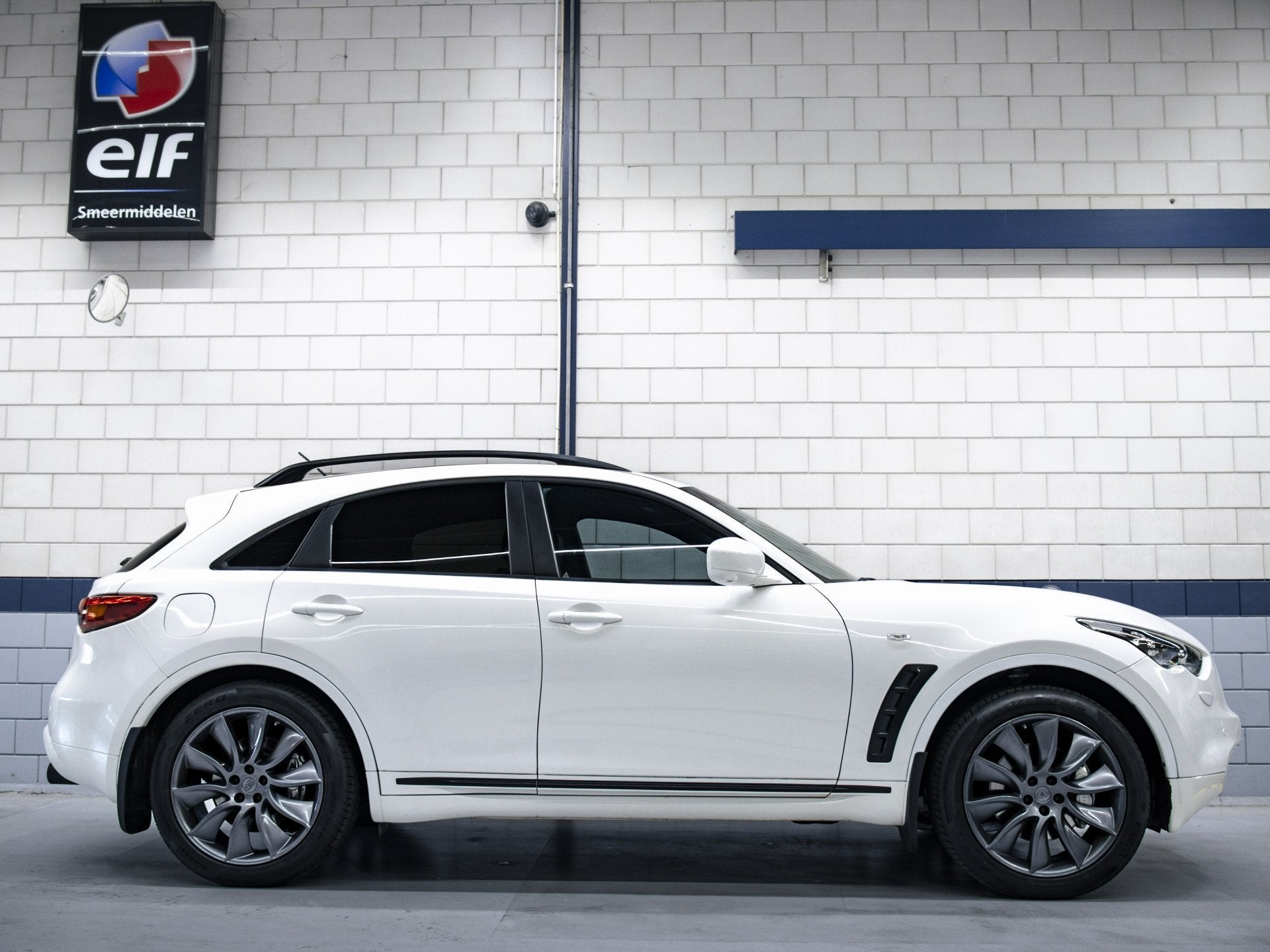 Infiniti FX 50 S AWD | 5.0L V8 | Automaat Youngtimer, Auto's, Automaat, Euro 5, Gebruikt, 2000 kg