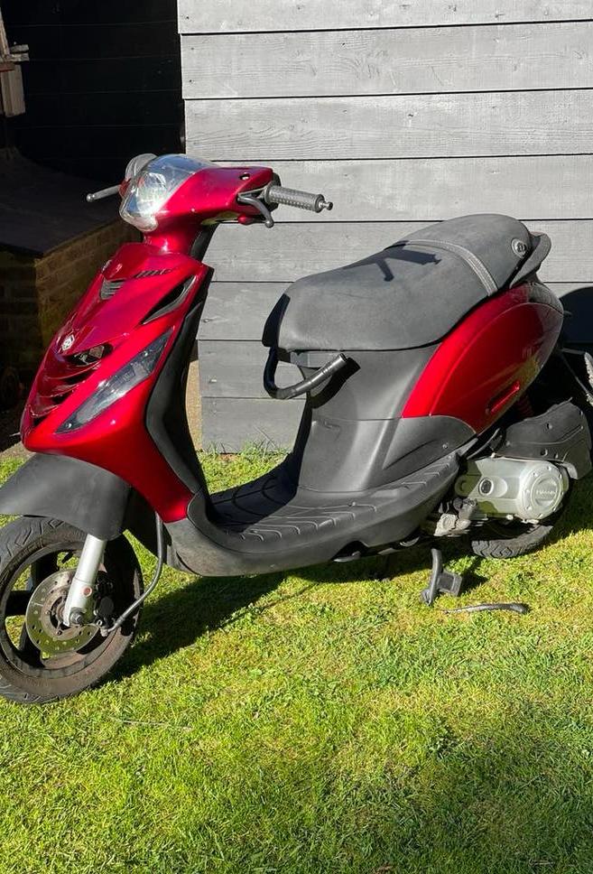 Piaggio zip 2020 brom, Ophalen, Zo goed als nieuw, Benzine, Zip