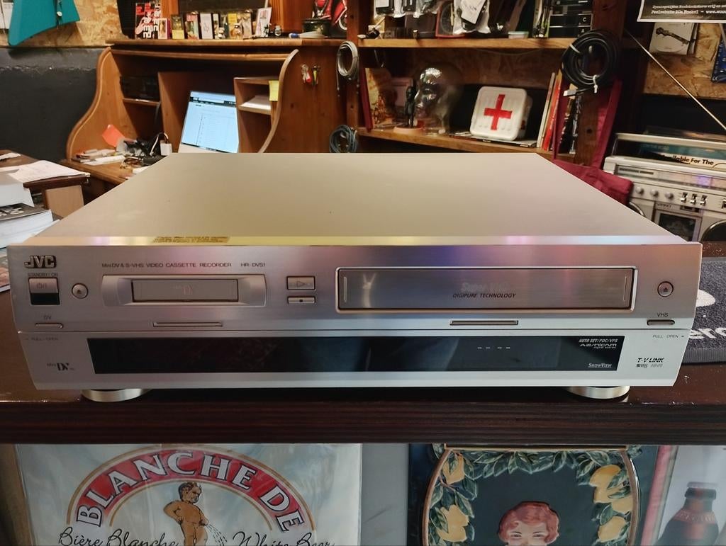JVC hr dvs1eu super vhs mini dv recorder, Ophalen of Verzenden, Niet werkend, JVC