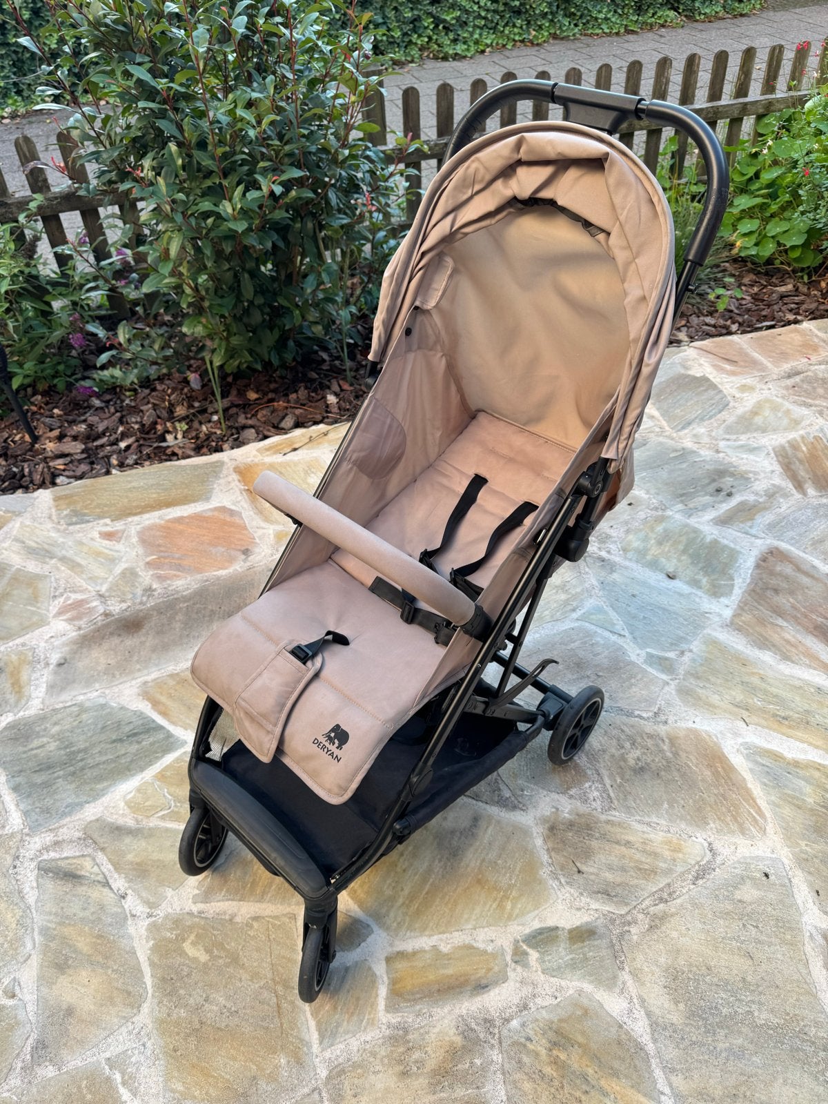 Deryan kinderwagen - Compact en lichtgewicht, Kinderen en Baby's, Ophalen, Gebruikt, Kinderwagen, Overige merken