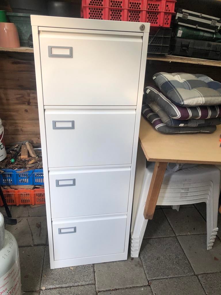 Witte metalen archiefkast met 4 laden, Huis en Inrichting, Kasten | Roldeurkasten en Archiefkasten, Ophalen, Gebruikt, 100 tot 150 cm