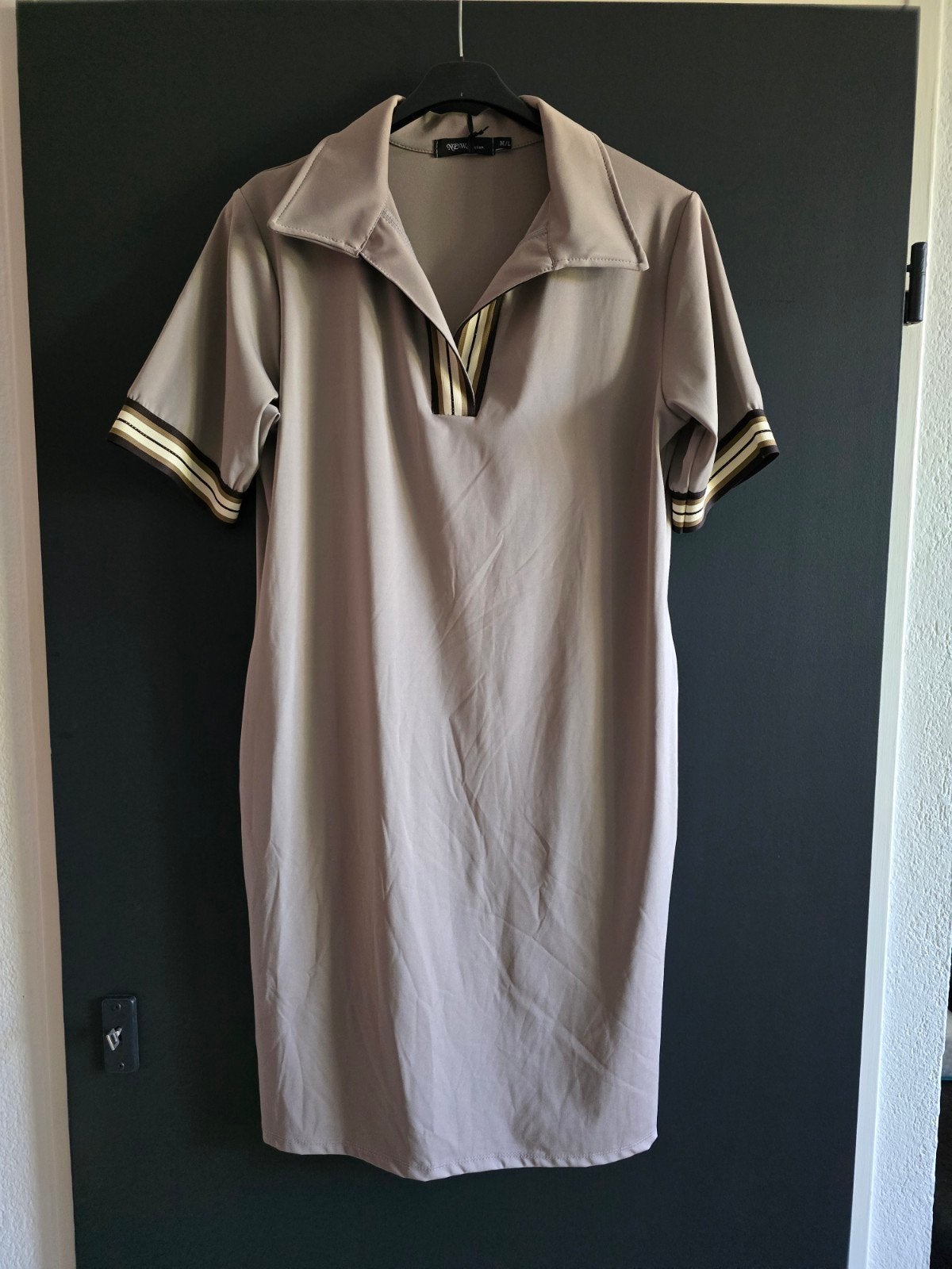 nieuw jurk travel taupe 38 40 42, Maat 38/40 (M), Bruin, Nieuw, Ophalen of Verzenden