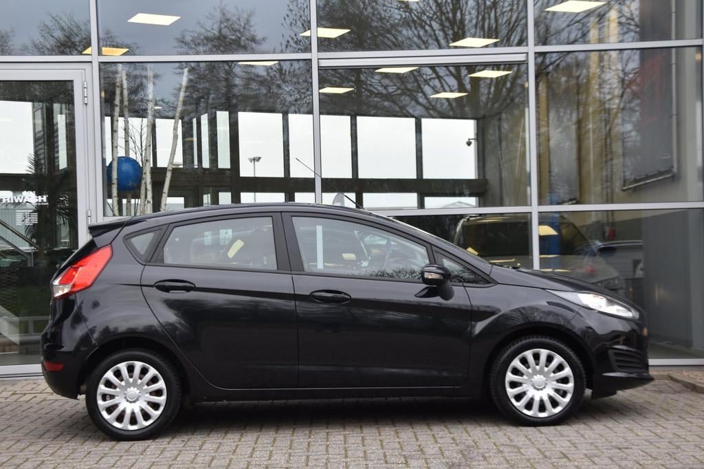 Ford Fiesta 1.0 Style airco Elek. Ramen Cd 5Drs. 1ste Eigena, Auto's, Euro 5, Stof, Zwart, 525 kg