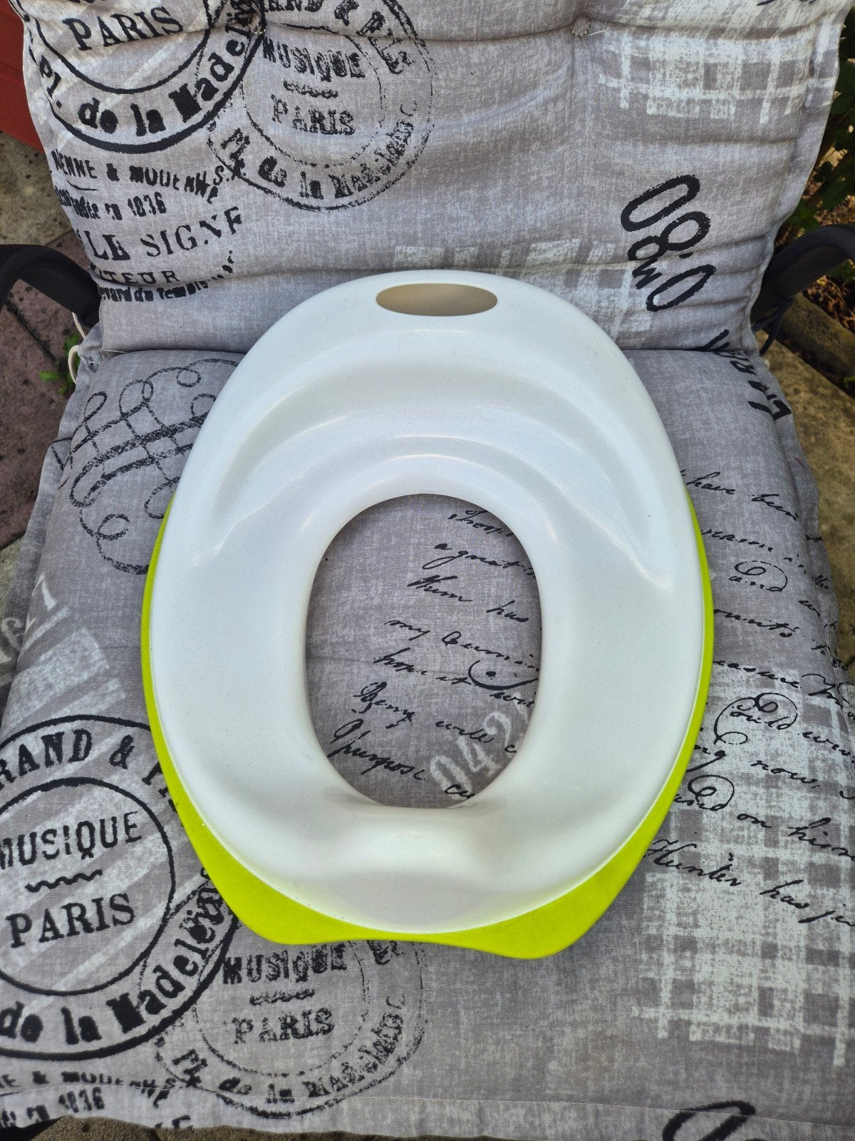 IKEA LILLAGRA Potje/Toiletverkleiner - Zo goed als nieuw, Ophalen of Verzenden, Zo goed als nieuw
