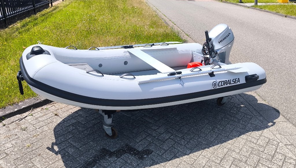Nieuwe Set CoralSea 320 Rib Aluminium met 10 pk Honda, Watersport en Boten, Rubberboten, Ophalen, Aluminium, Nieuw, Afdekzeil