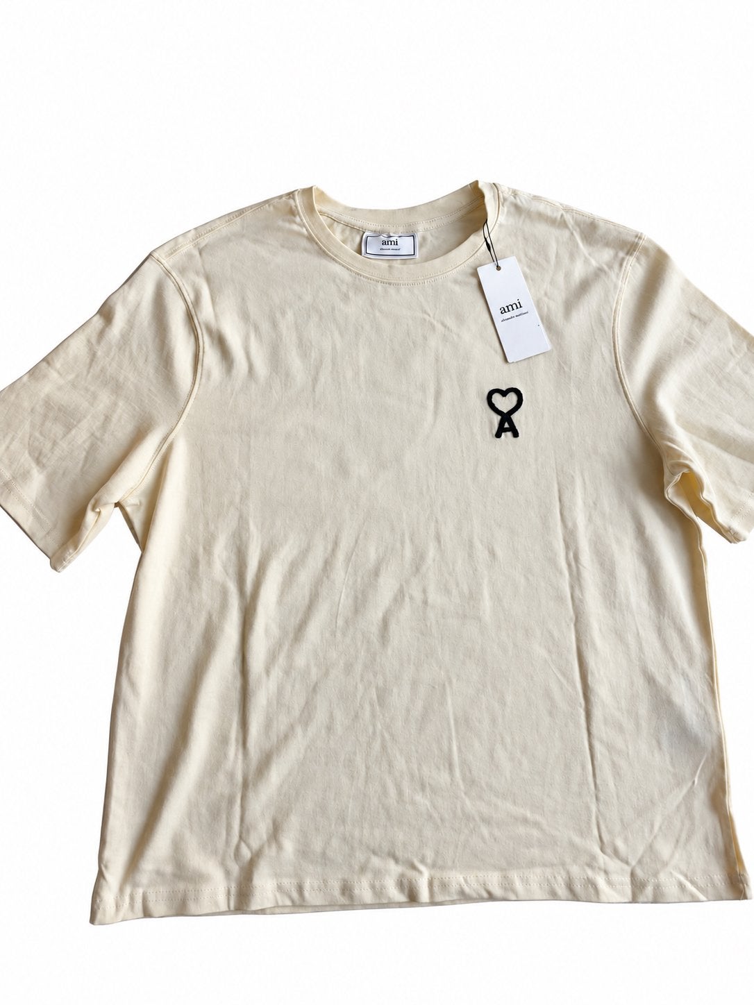 Ami Paris T-shirt met Ami de Coeur logo - Maat M, Kleding | Heren, Ophalen of Verzenden, Nieuw, Maat 48/50 (M), Beige