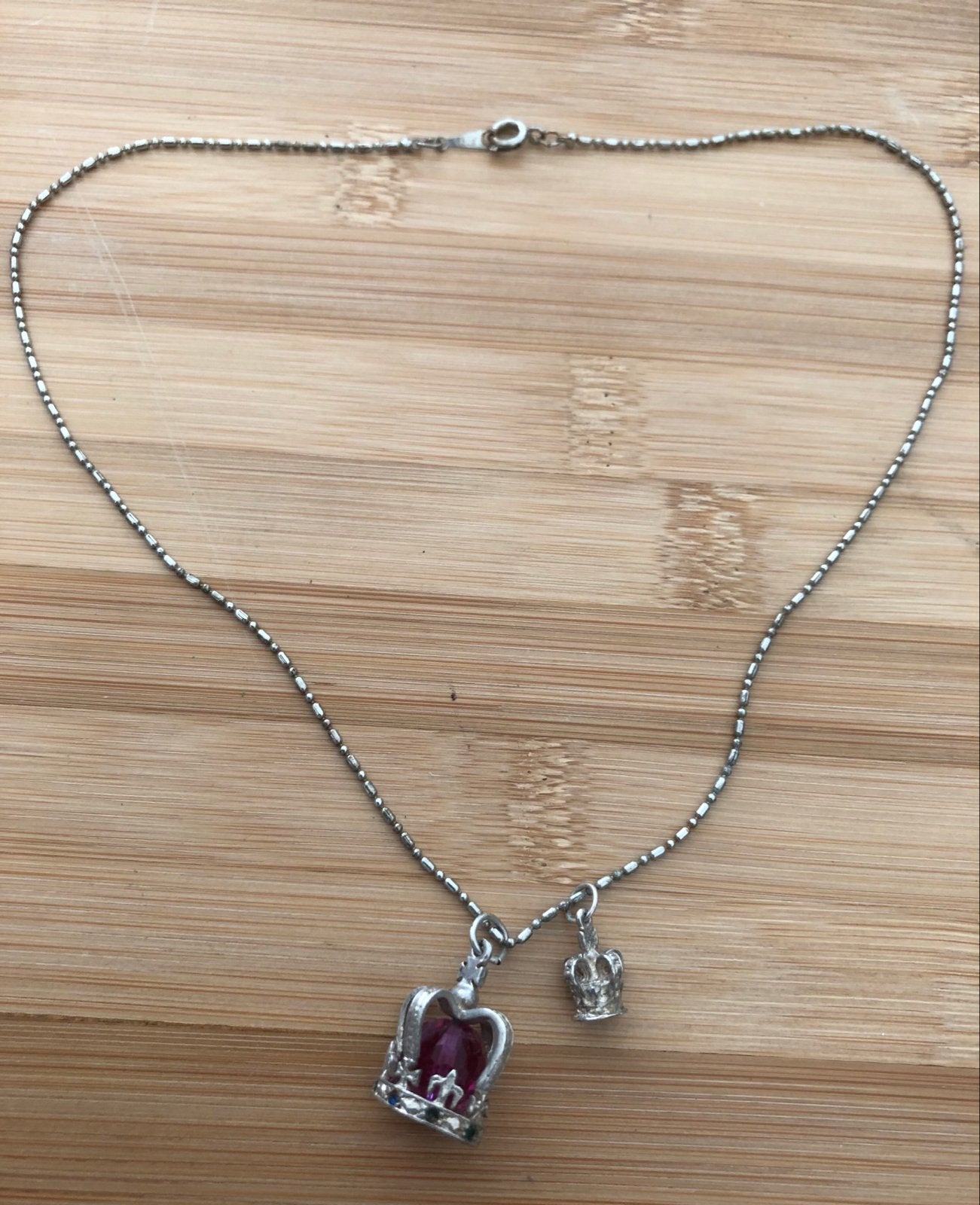 925 Zilveren Ketting met 2 Kroon Hangers, Ophalen of Verzenden, Gebruikt, Zilver, Met hanger
