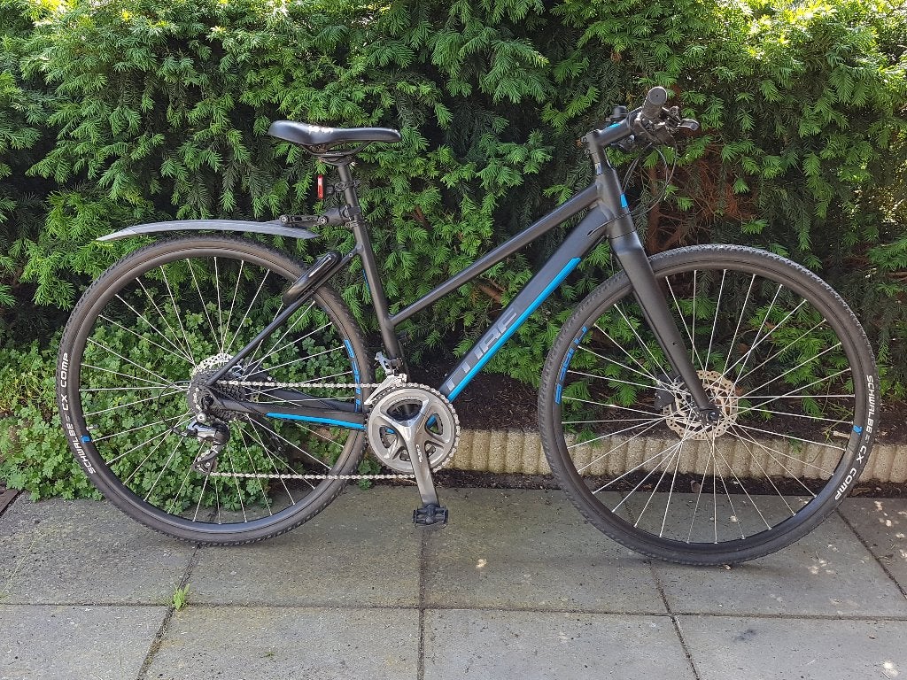 Mooie Cube Alroad sportdamesfiets, 28 inch, Zo goed als nieuw, Schijfrem, Ophalen