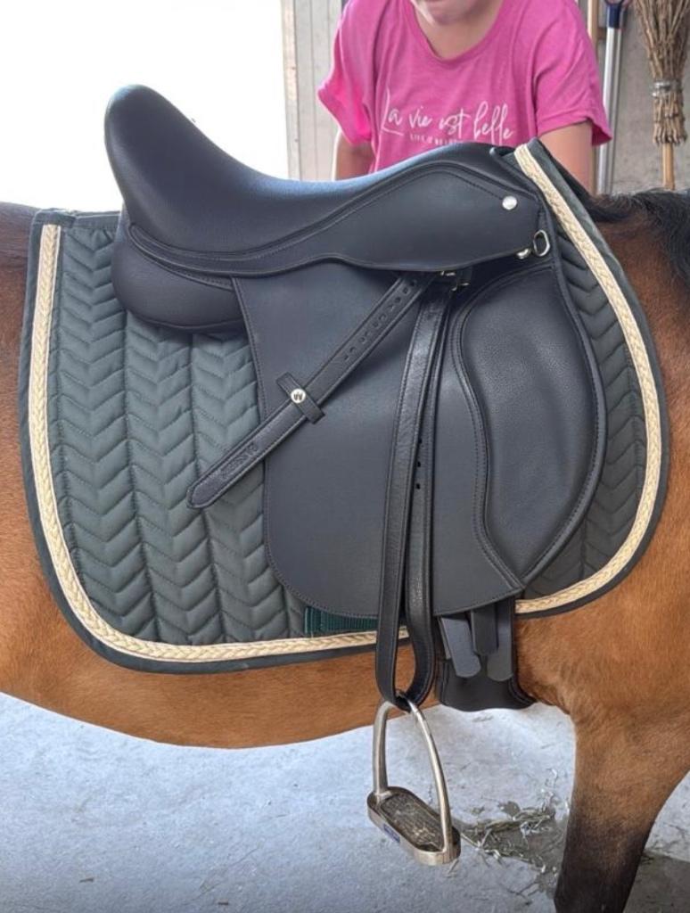 Wintec 500 Veelzijdig 15 inch, Ophalen, Zo goed als nieuw, Recreatie