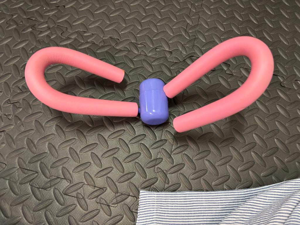Roze sportset voor diverse oefeningen, Sport en Fitness, Fitnessmaterialen, Ophalen of Verzenden, Zo goed als nieuw, Armen, Overige typen