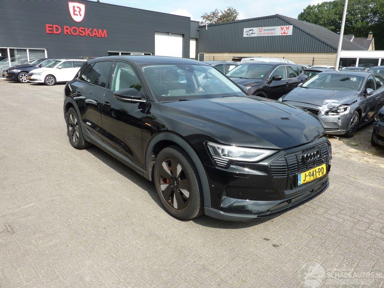 Audi e-tron 50 QUATTRO EDITION (bj 2020, automaat), Auto diversen, Schadeauto's, Automaat, Overige carrosserieën, Zwart, Elektrisch