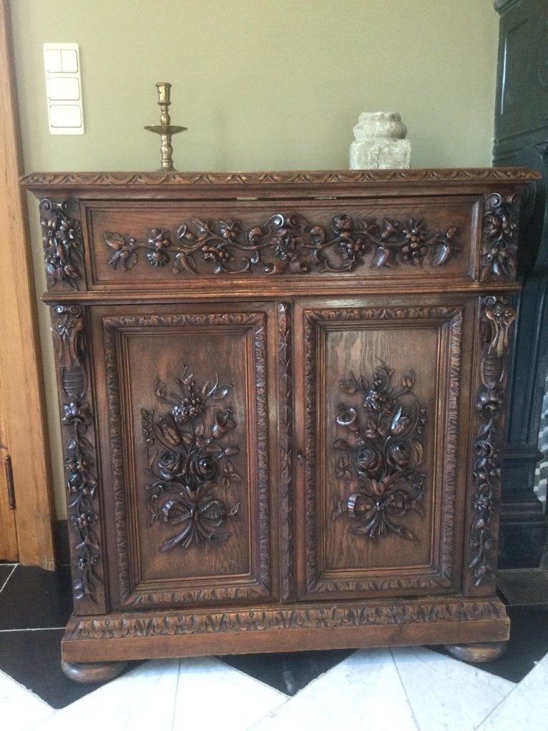 Renaissance kastje, Antiek en Kunst, Antiek | Meubels | Kasten, Ophalen