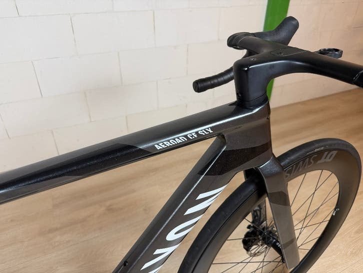 Canyon Aeroad CF SLX 7 - SRAM Rival AXS - Dt Swiss - S, 28 inch, Carbon, Heren, Niet ingevuld
