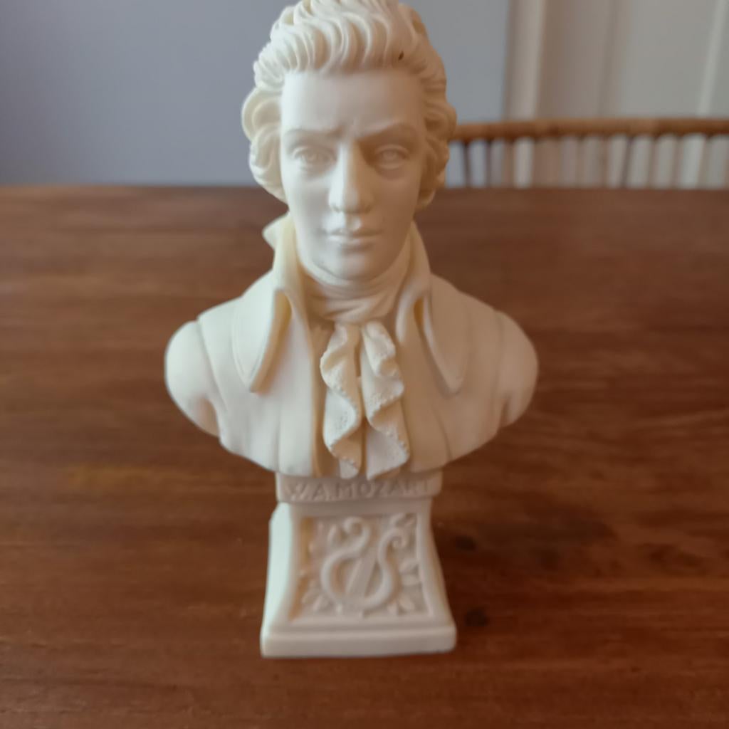 Gesigneerde A. Lucchesi buste sculptuur W.A.Mozart, Ophalen of Verzenden, Dier