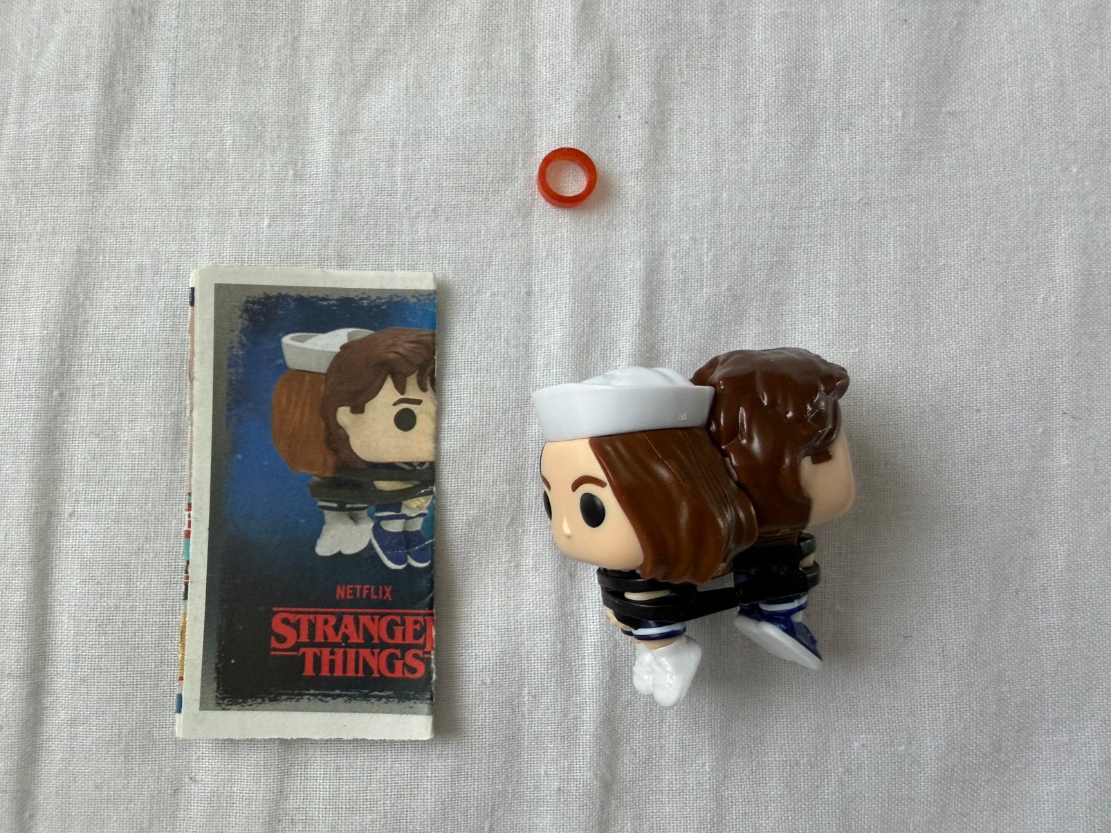 Stranger things kinder joy steve en robin, Ophalen of Verzenden, Nieuw