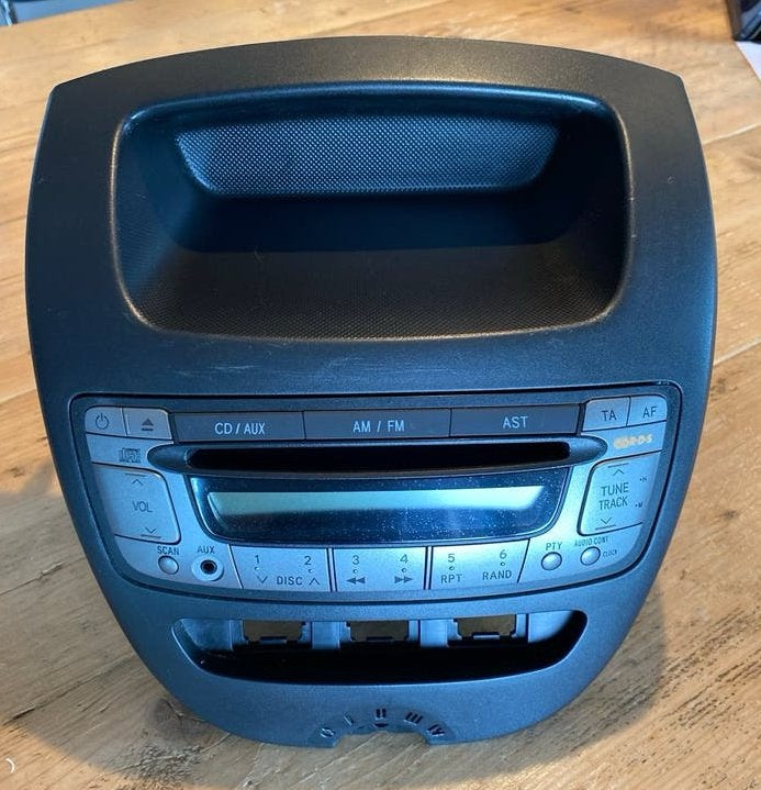 Toyota Aygo / Citroën C1 / Peugeot 107 Radio CD Speler, Ophalen of Verzenden, Gebruikt