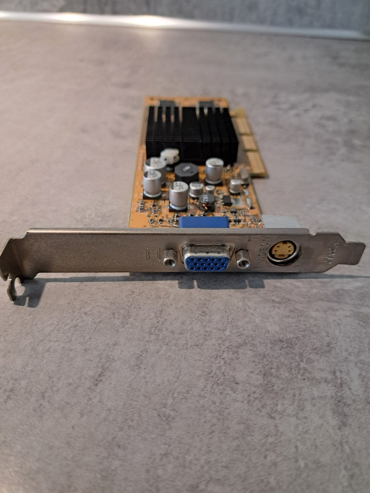 Nvidia AGP Videokaart - Vintage Grafische Kaart, Computers en Software, Videokaarten, Gebruikt, Overige soorten, Tv-Out, Ophalen of Verzenden