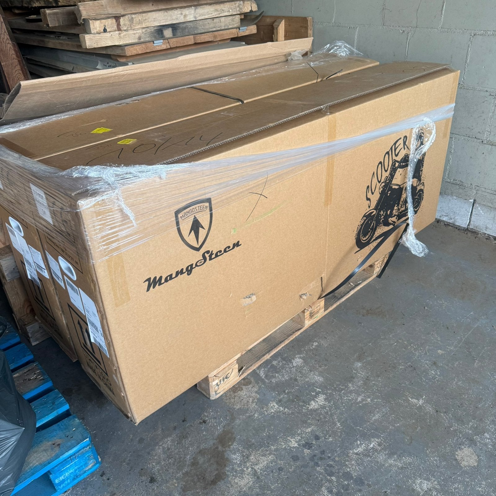 Foto 2 van NIEUWE ORIGINELE MANGOSTEEN E-CHOPPERS –  €1300.-