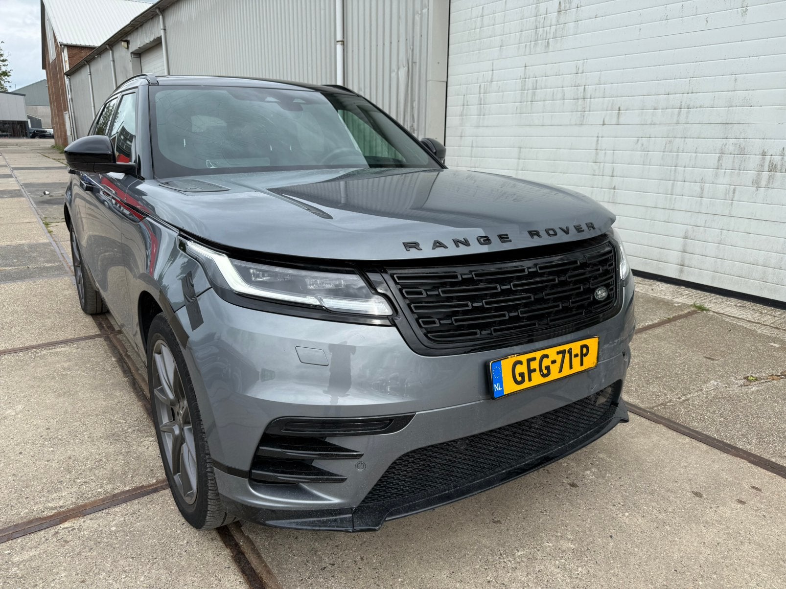 Range Rover Velar P400e SE Dynamic Facelift Pano Meridian, Land Rover, Hybride Elektrisch/Benzine, SUV of Terreinwagen, Zilver of Grijs