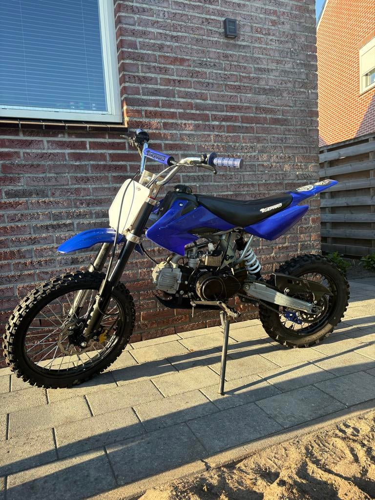 Blauwe Pitbike - Zo goed als nieuw, Fietsen en Brommers, Brommers | Crossbrommers, Ophalen, Zo goed als nieuw, Overige merken