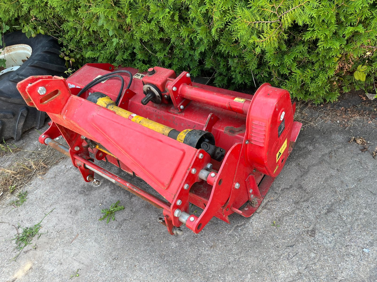 Caroni TL1500 klepelmaaier, Ophalen, Weidebouw