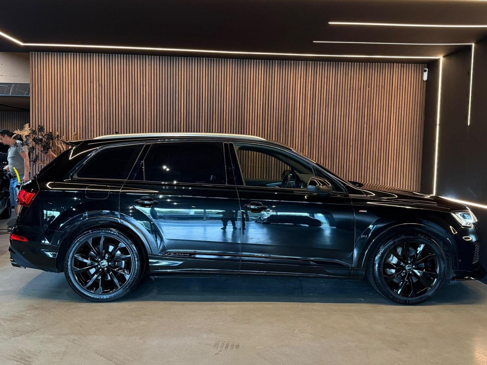 Foto 6 van Audi Q7 55 TFSI Quattro SQ7 uitv|7Pers|B&O|Pano|360|Matrix|