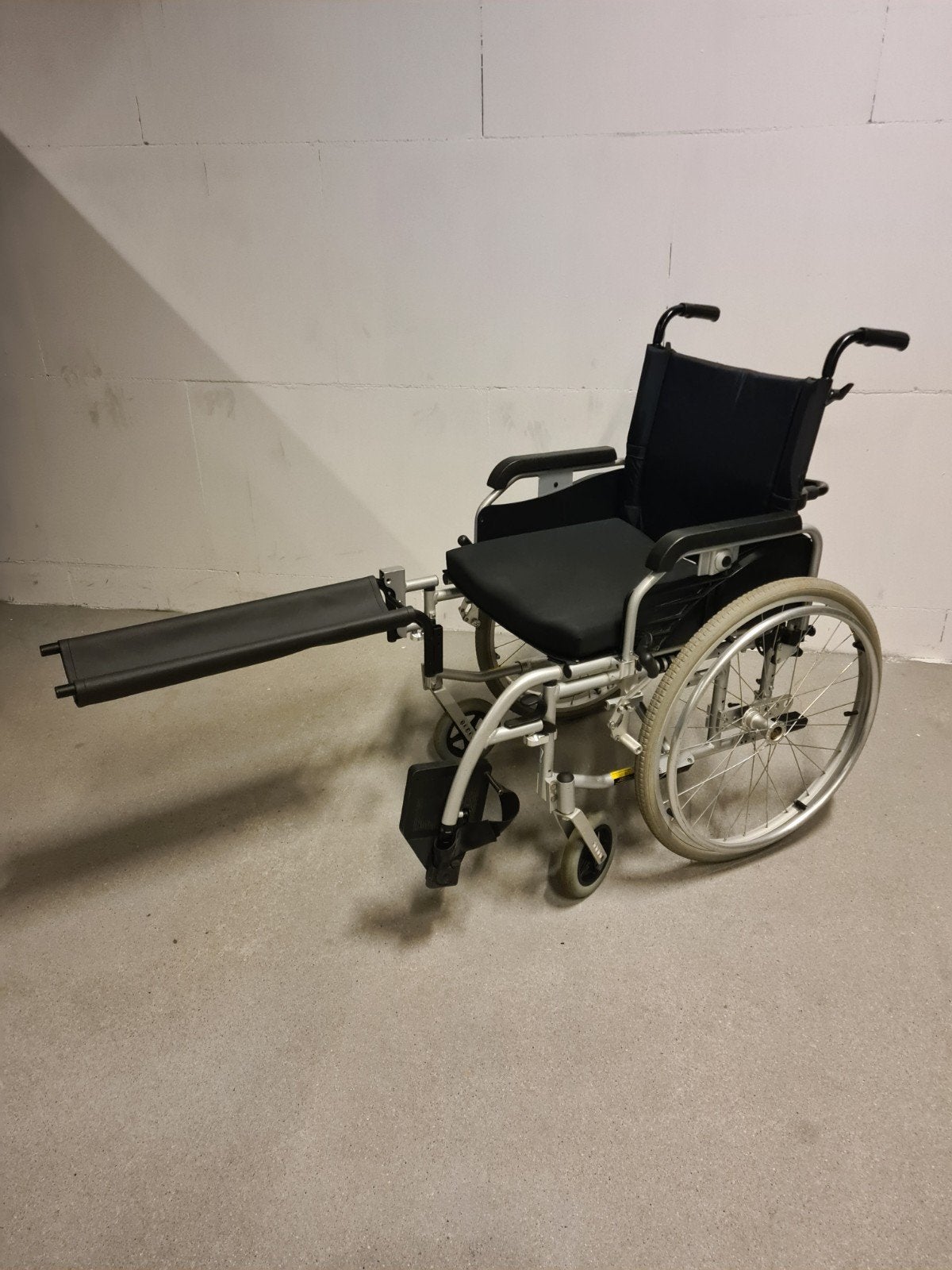 rolstoel met beenlade te huur, Ophalen, Elektrische rolstoel