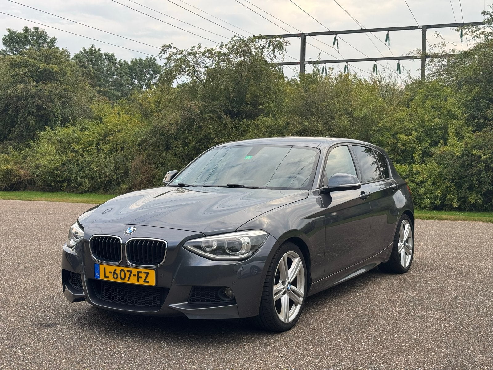 BMW 116i M Pakket Harman/Kardon trekhaak 5 deurs 2013 Grijs, 1-Serie, 4 cilinders, 1200 kg, Particulier