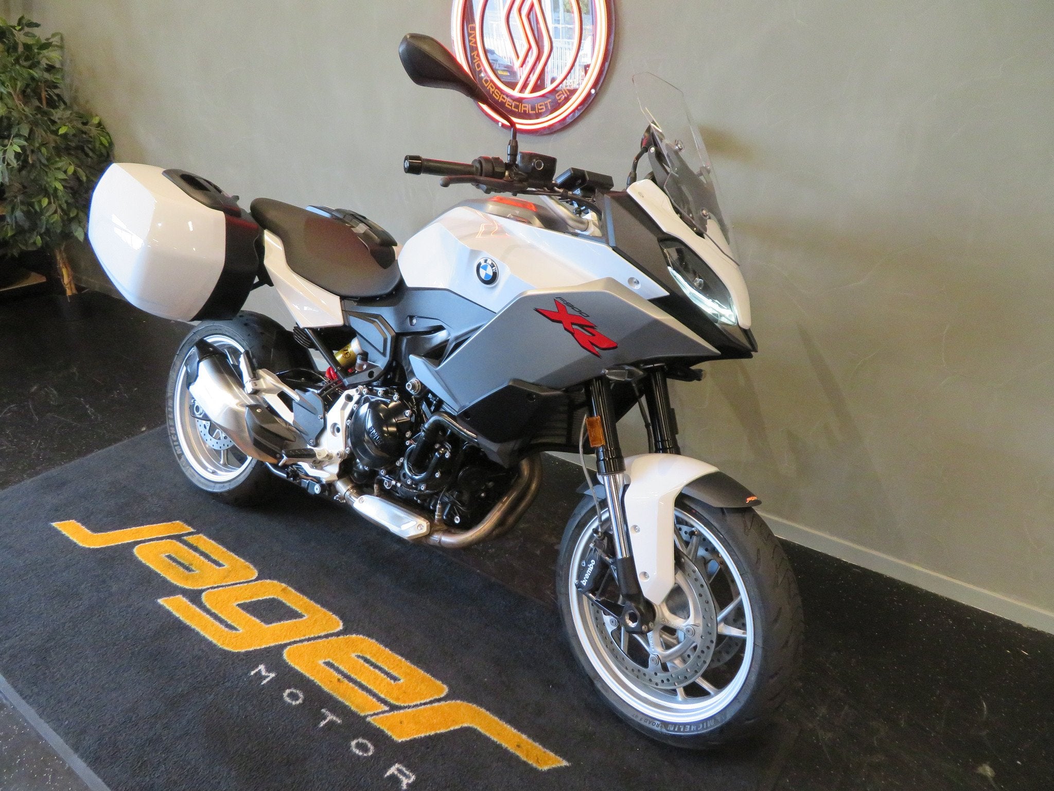 BMW F 900 XR KOFFERS FULL! NAVI, 899 cc, Toermotor, Gebruikt, Bedrijf