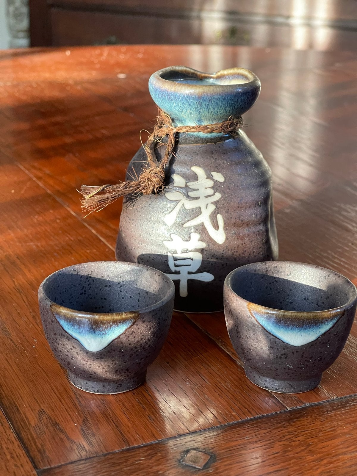Japanse Sake Set - Karaf met 2 Kopjes, Huis en Inrichting, Aziatisch, Overige merken, Keramiek, Overige typen