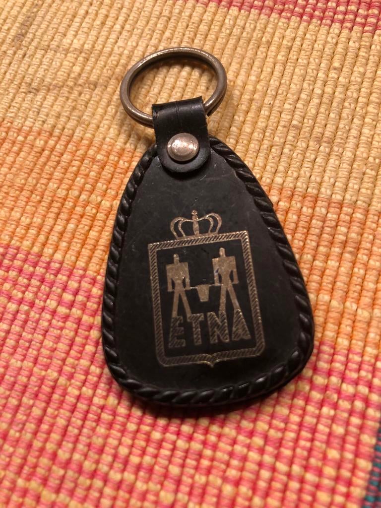 Vintage ETNA sleutelhanger - 'Wie GAS zegt, denkt ETNA', Ophalen of Verzenden, Gebruikt, Merk