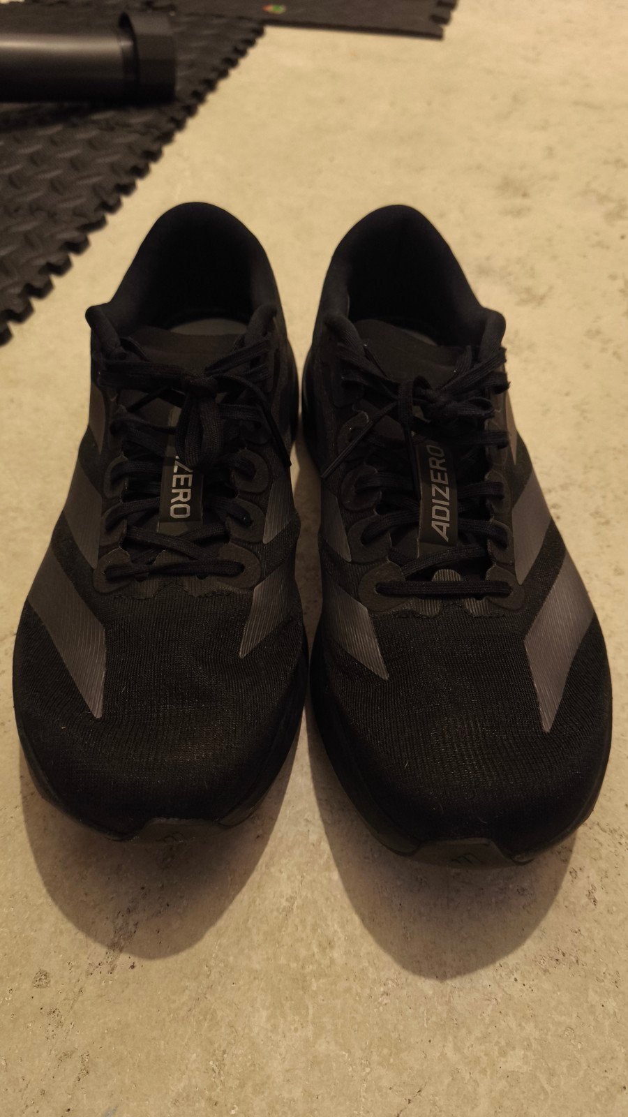 Adidas Adizero Evo Sl hardloopschoenen - Zo goed als nieuw, Ophalen of Verzenden, Zo goed als nieuw, Adidas, Sportschoenen