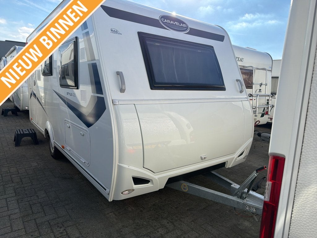 Caravelair Alba Style 430, Reservewiel, Bedrijf, Treinzit, 4 tot 5 meter