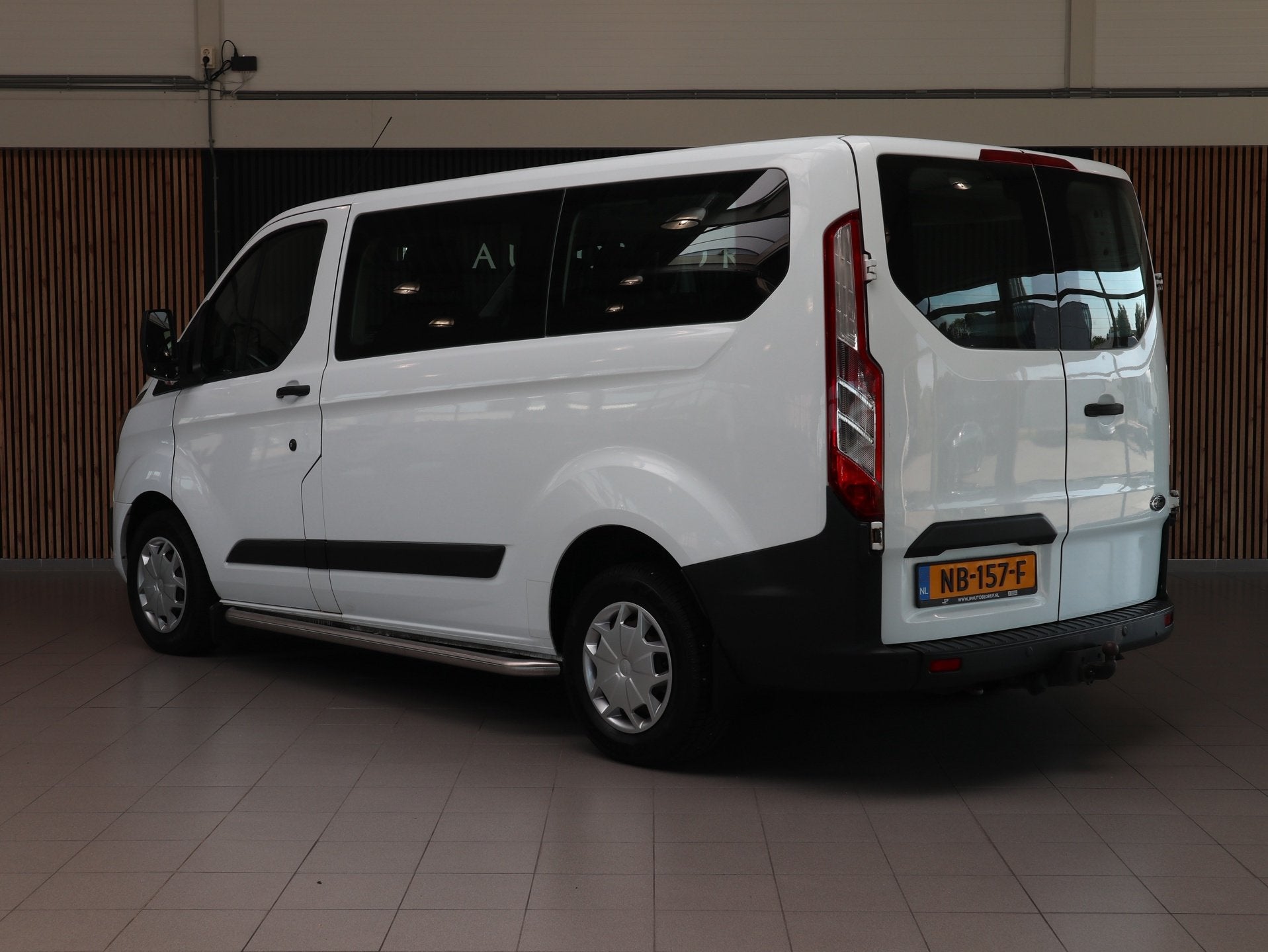 Ford Transit Custom 310 2.0 TDCI L1H1 Trend 9-Persoons|Trekh, Voorwielaandrijving, Stof, Met garantie (alle), 255 €/maand