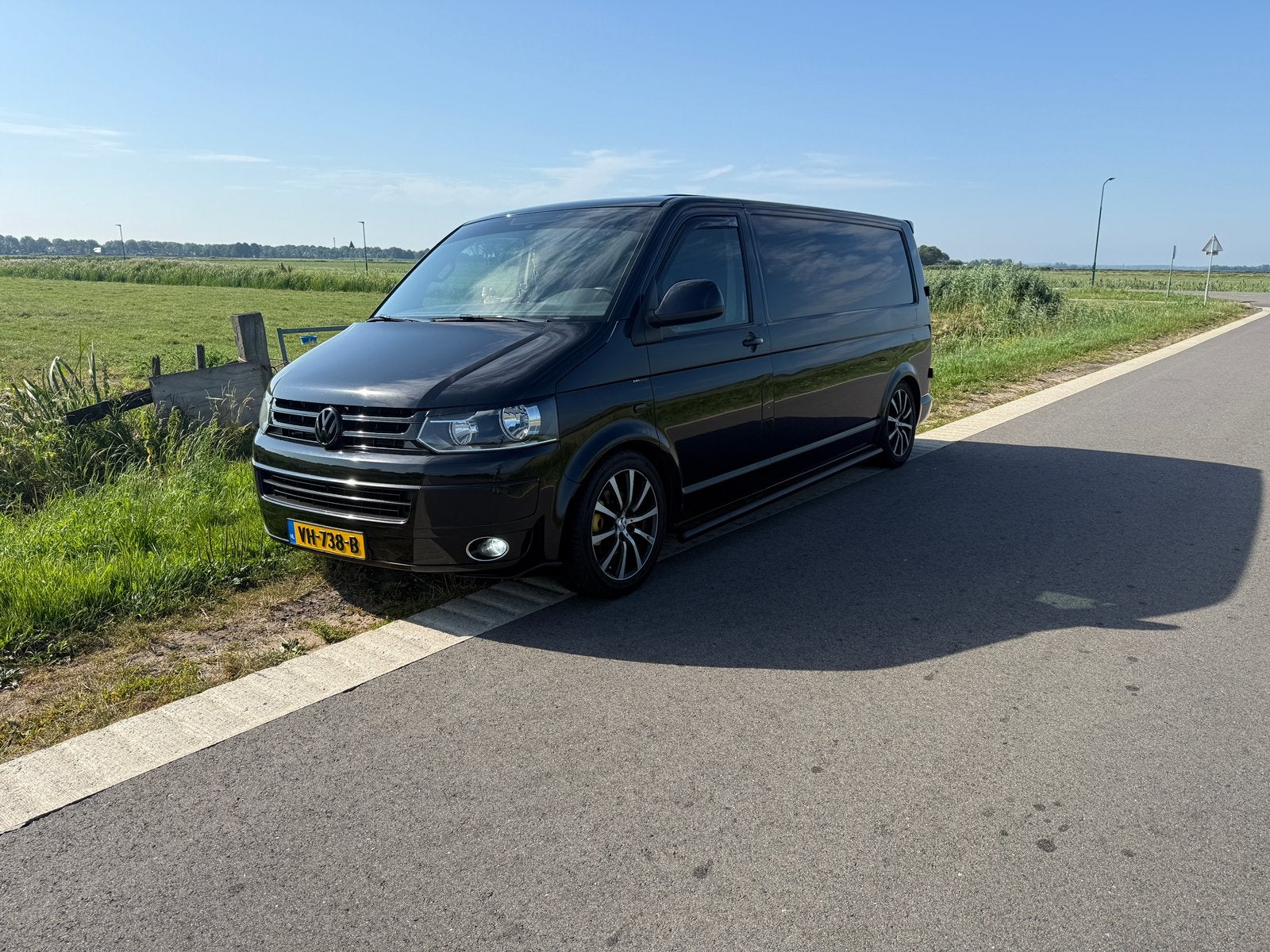 Volkswagen Transporter 2.0 TDI 140pk 2014, Auto's, Bestelauto's, 13 km/l, Zwart, 4 cilinders, Volkswagen