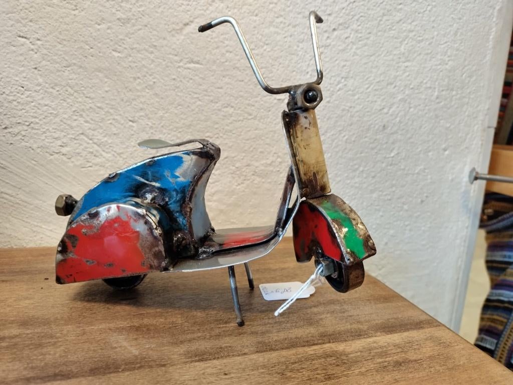 Miniatuur Vespa van oude metalen - NU VERZENDACTIE DHL!!!, Ophalen of Verzenden, Nieuw, Motoren