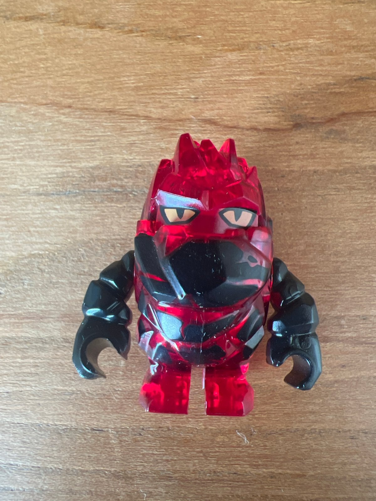 Gormiti Lord Titano actiefiguur - Rood transparant, Ophalen of Verzenden, Gebruikt