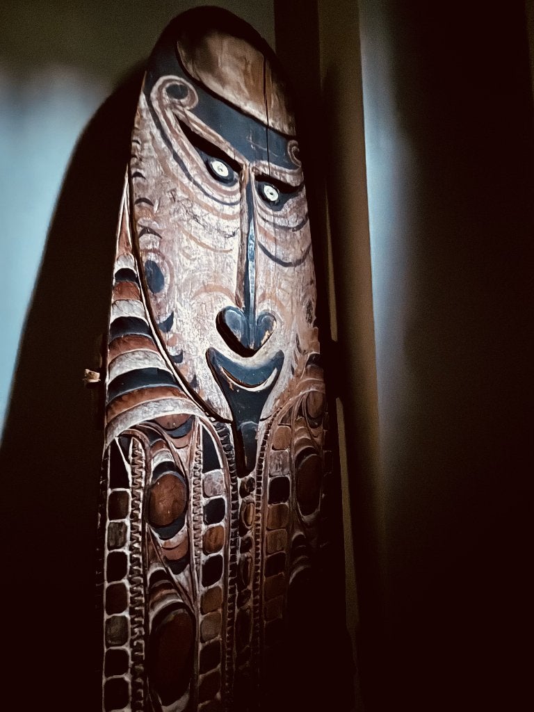 Authentiek Sepik Cultusschild | 165cm | Wabi-Sabi, Overige typen, Papoea-Nieuw-Guinea, Meerkleurig, Versierd